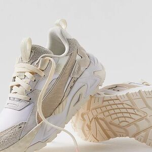 Women’s Puma RS-T Thrifted Sneakers / SOLD OUT on Free People Size 6.5